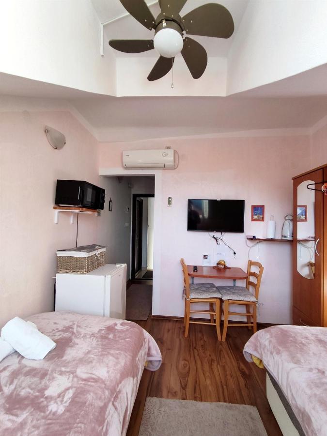 House Ina Ston Hotel Exterior foto